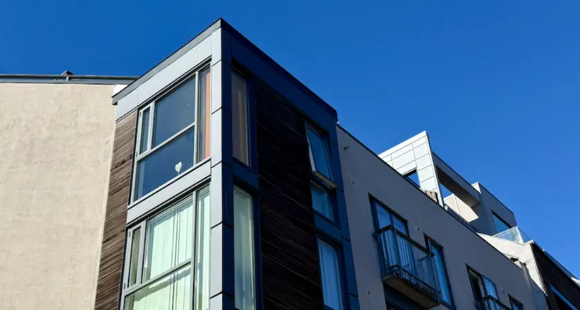 Alarmlink næringsbygg adgangskontroll tilgangstyring